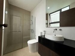 The Silver Spurz (D19), Semi-Detached #603793331